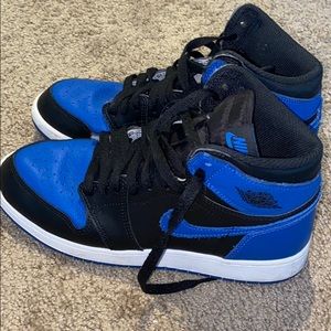 TRUE BLUE JORDAN 1’s